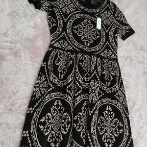 Romeo & Juliet Couture Black and Tan Knit Dress